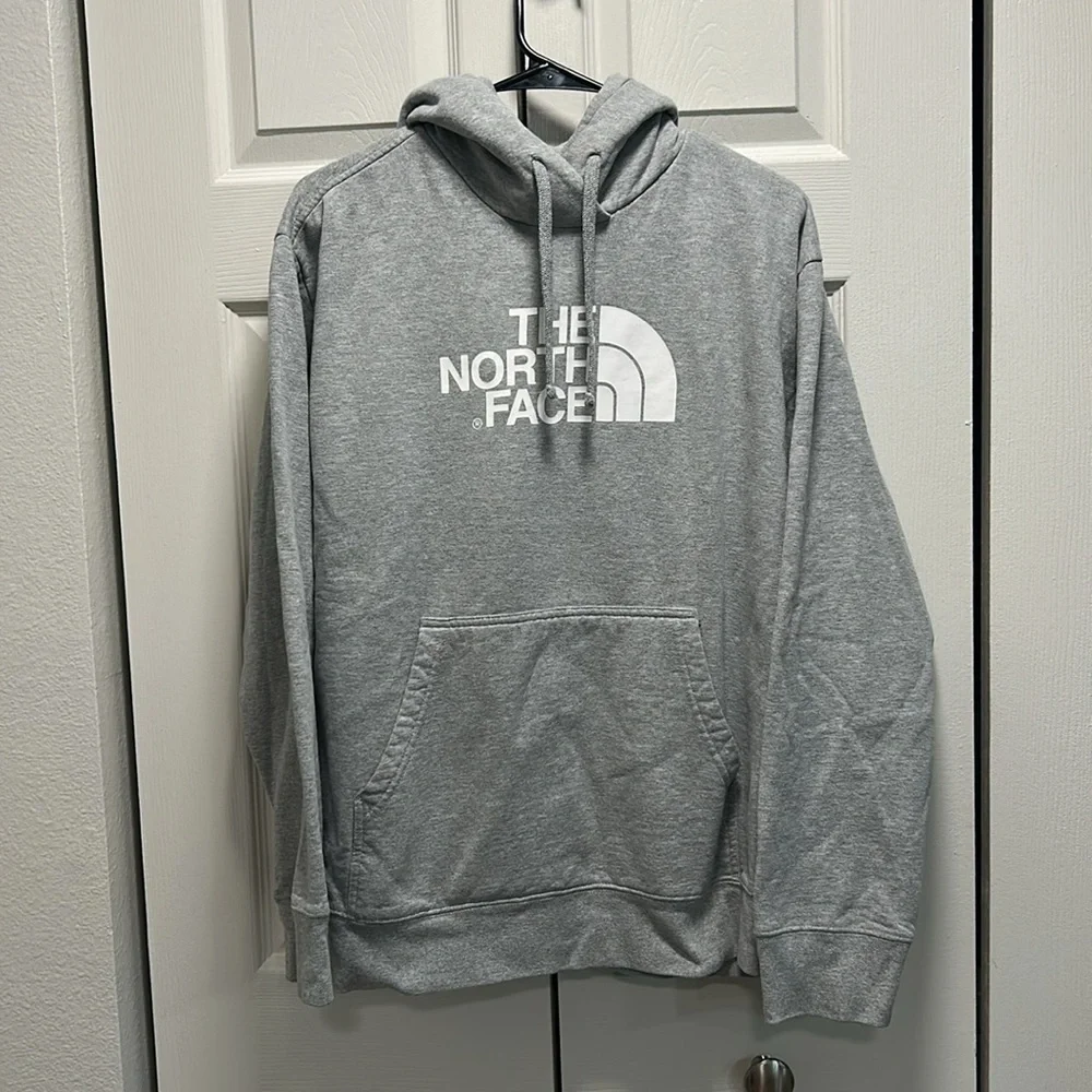 The North Face Men's Half Dome Pullover Hoodie in Grey Size XL